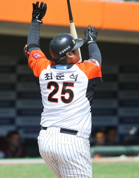 최준석 시즌4호 3점 홈런